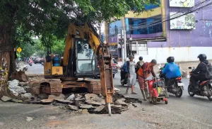 Akses Jalan Dewi Sartika Bekasi Ditutup Sementara Imbas Perbaikan Jalan Ir. H. Juanda