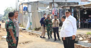 Aspal Dingin Jadi “Senjata” Pemkot Bekasi Kebut Perbaikan Jalan Rusak Jelang Mudik