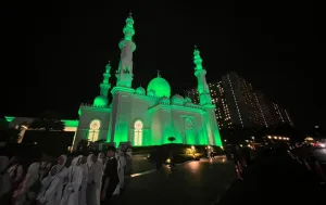 Mengenal Lailatul Qadar: Malam Istimewa, Pahala Ibadah Setara dengan 83 Tahun