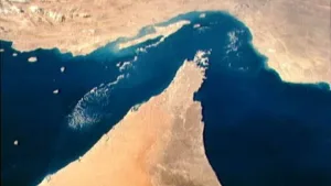 Selat Hormuz di Tengah Gejolak: Dampak Konflik Iran-AS-Israel Pasokan Minyak Dunia dan Ekonomi Nasional