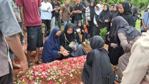 Peristiwa SPBE Cimuning: Satu Keluarga Jadi Korban, Rumah Hancur Total