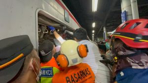 Update Korban Tabrakan KRL di Bekasi Timur: 4 Orang Meninggal, 38 Dirawat