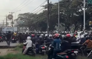 Macet Parah di Kalimalang Grand Wisata, Diduga Akibat Lampu Lalu Lintas Rusak