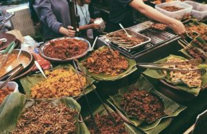 Rekomendasi Tempat Makan Siang di Bekasi, dari Saung Tradisional hingga Restoran Modern