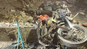 Truk Tak Terkendali Tabrak Motor Tukang Tahu, 8 Kendaraan Jadi Korban