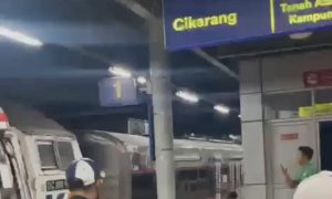 Kecelakaan Kereta di Bekasi, KAI Fokus Evakuasi Penumpang