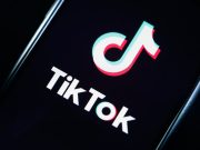 Komdigi Nonaktifkan 780 Ribu Akun Tiktok di Bawah Umur, Roblox Masih Belum Patuh