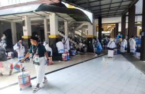 17 Calhaj Gagal Berangkat dari Embarkasi Bekasi, Ini Penyebabnya