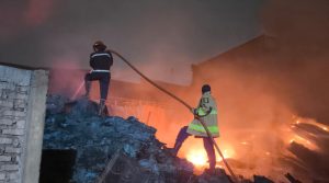 Berlangsung Selama 5 Jam, Kebakaran Gudang di Cikarang Barat Akhirnya Padam
