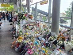 Stasiun Bekasi Timur Dipenuhi Bunga Belasungkawa, Ini Respon Dirut PT KAI