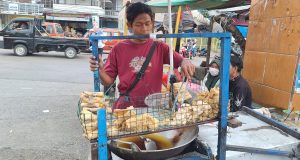 Buntut Harga Minyakita Melonjak, Pedagang Gorengan Beralih ke Minyak Curah
