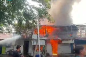 Kebakaran di Medan Satria Lalap Warung dan Bengkel, Penyebab Masih Diselidiki