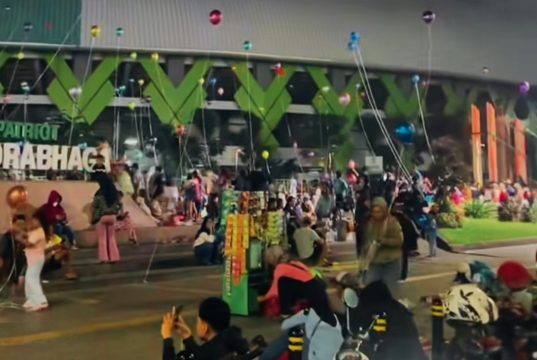 Long Weekend, Taman Stadion Patriot Ramai Disambangi Warga, Ekonomi Ikut Tumbuh