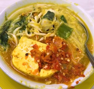 Laksa Betawi Kong Saida, Sejak 1994 hingga Saat Ini Mangkal di Pertigaan Jalan Agus Salim
