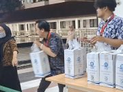 Tiba dari Tanah Suci, Jemaah Haji Langsung Berburu Air Zam‑Zam