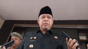 Wacana Kenaikan Tarif Transjabodetabek, Ini Pembahasan Antara Wali Kota Bekasi dan Gubernur DKI