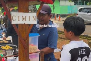 Dari YouTube Bisa Bahasa Inggris, Pedagang Ini Sekaligus Jadi Guru buat Anak Sekolah