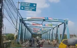 Jembatan Besi KCM Wisma Asri: Simpul Lintas Penghubung, Langganan Macet Saat Jam Sibuk