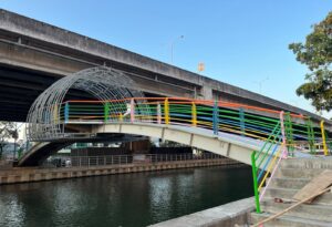 Potret Jembatan Warna-warni Kalimalang, Wajah Baru Destinasi Wisata Bekasi