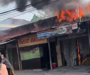 Bengkel Motor di Kaliabang Bungur Bekasi Utara Terbakar
