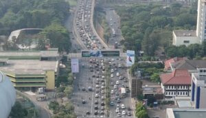 Padat Merayap, Kemacetan Mengular di Jalan Ahmad Yani Bekasi Sore Ini