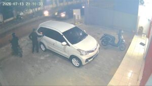 Maling Pecah Kaca Mobil di Tambun Selatan: Korban Kehilangan HP, Uang dan Dokumen