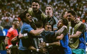 Sempat Tertinggal, Argentina Comeback Dramatis Kalahkan Inggris 2-1