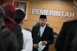 Walikota Larang Pejabat Pemkot Bekasi Tutup Kolom Komentar Medsos, Ini Alasannya