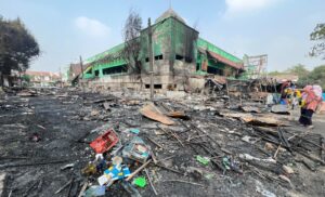 Sisa-Sisa Kebakaran di Pasar Bintara Dipicu Arus Pendek