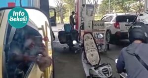 Antrean Solar Mengular di Harapan Indah, Sopir Truk Geram Lihat Motor Pakai Jeriken