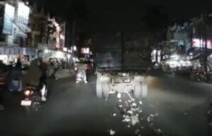 Truk Sampah Berceceran Kotori Kawasan Galaxy, Warga Mengeluh dan Lapor Wali Kota Bekasi