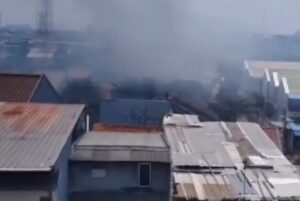 Kebakaran Tempat Sampah di Rawa Panjang, Warga: Ini yang Kedua Kali