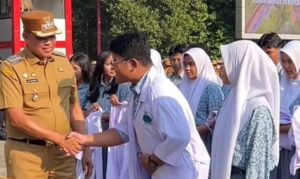 Pelajar SMAN 10 Bekasi Sabet Emas Sains, Dapat Apresiasi dan Siap Bertanding ke Malaysia