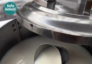 Kisah Penjual Susu Kedelai di Cikunir, Dari Sepi Pembeli Hingga Dilirik Warganet