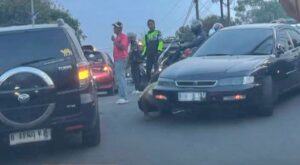 Sedan Mogok Melintang, Jalan Menuju Taman Wisma Asri Tersendat