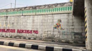 Lebih dari Sekadar Besi, Ini Makna 3 Ornamen Budaya di Underpass Bulak Kapal