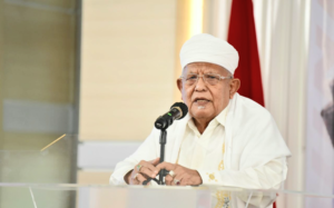 ‘Singa Podium’ KH Syukron Ma’mun Tutup Usia, Indonesia Kehilangan Ulama Besar