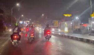 Hujan Guyur Bekasi dan Aaroma Bau Tanah Jalan Narogong Malam Ini