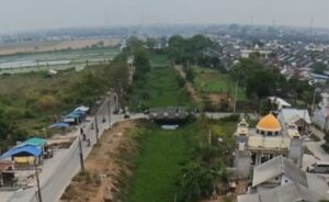 Bukan Hanya Pulo Timaha, Ini Deretan Kali di Bekasi Dipenuhi Eceng Gondok